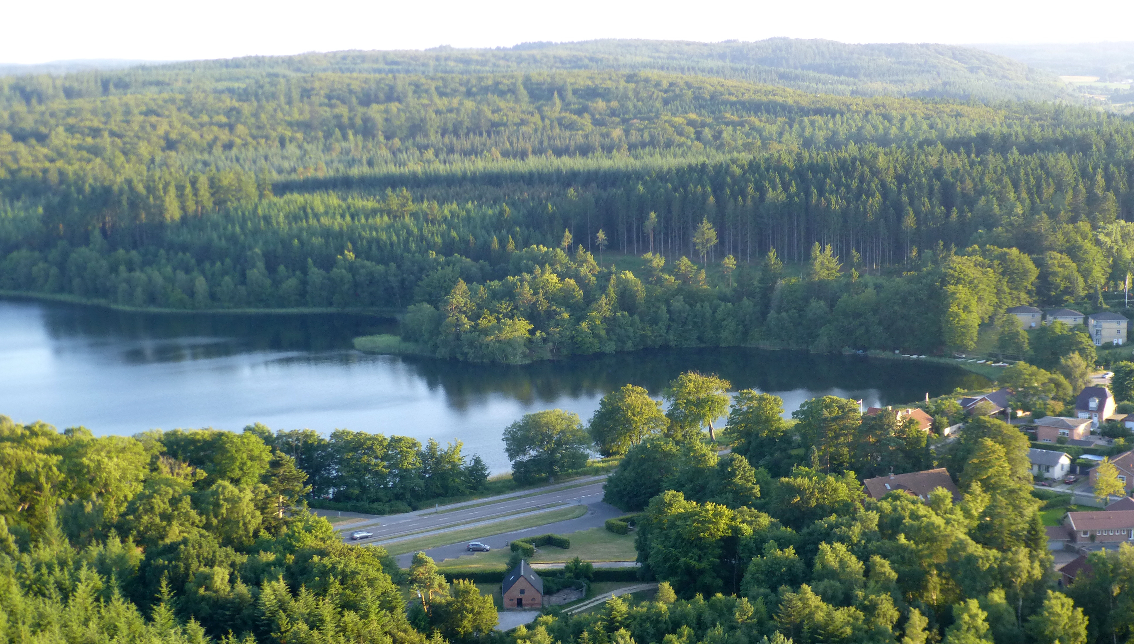 Almindsø omkranset af Silkeborgskovene